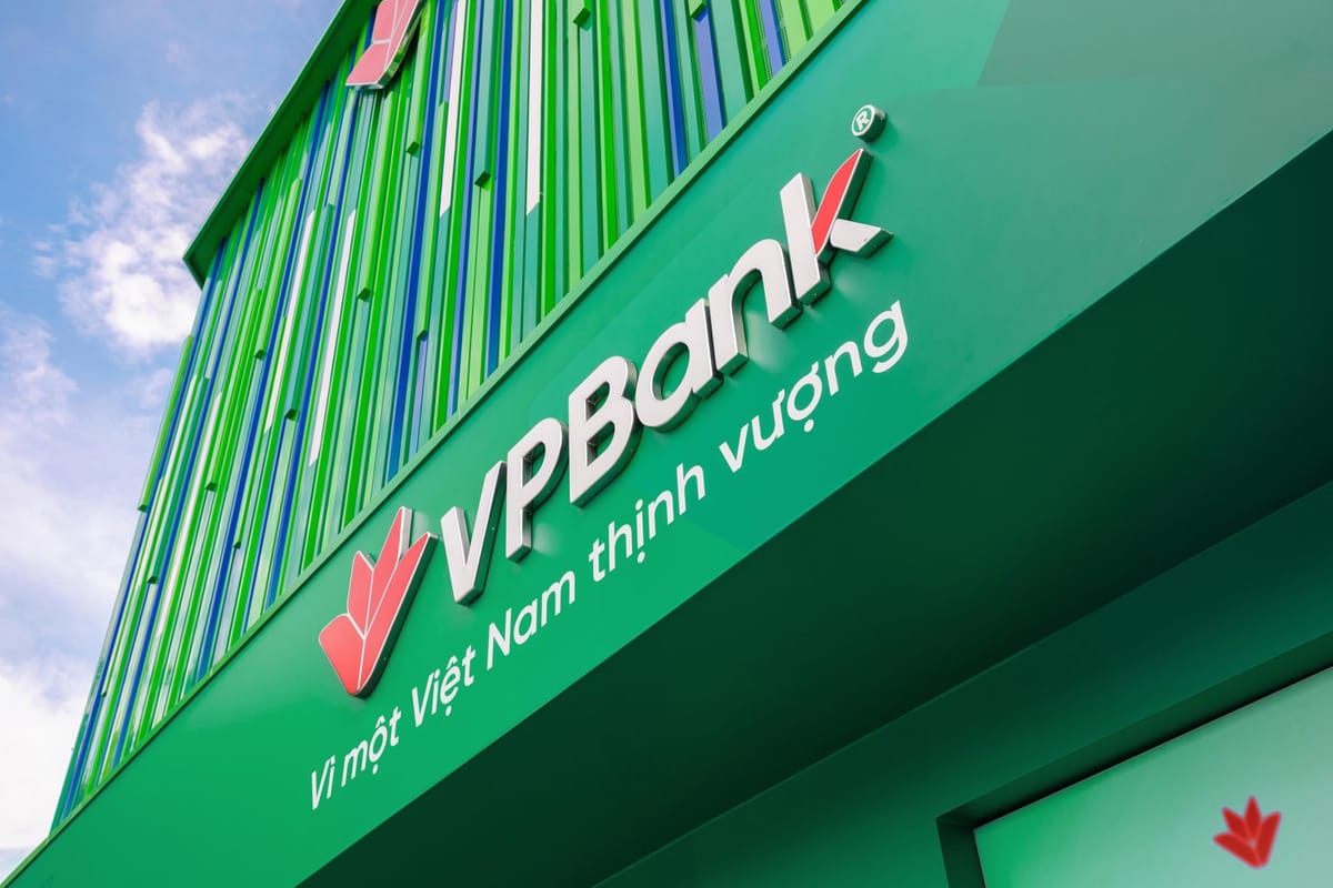 Phó Tổng Giám đốc VPBank dự kiến mua vào 30 triệu cổ phiếu VPB