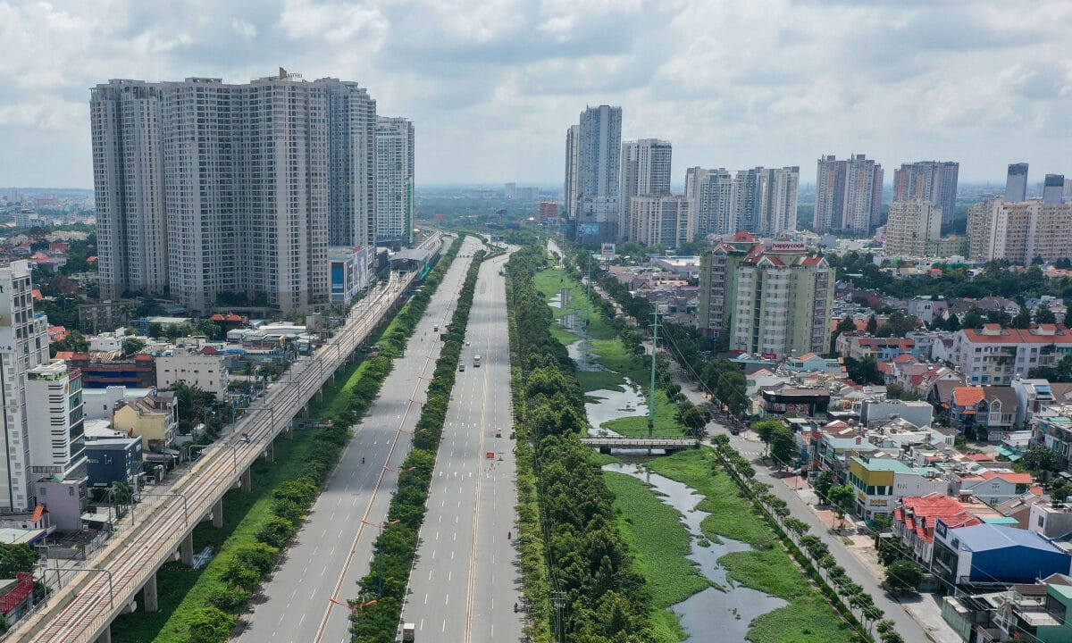 Thị trường cho thuê căn hộ quanh Metro số 1 suy giảm đột ngột