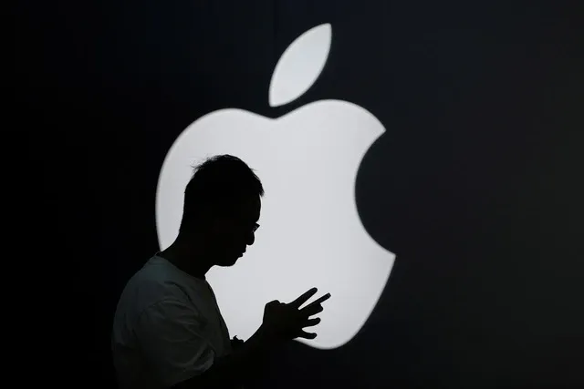 Thách Thức Và Cơ Hội Của Apple Trong Cuộc Đua AI Và Kính Thông Minh