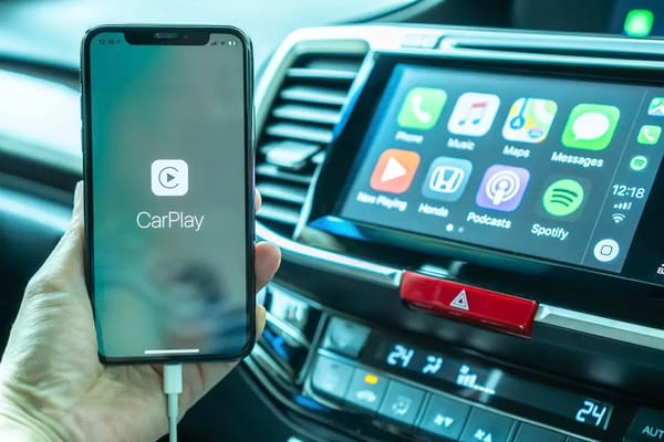 Apple CarPlay: Khám phá cơ chế an toàn khi tích hợp trên xe hơi. #TechNews #AutoTech