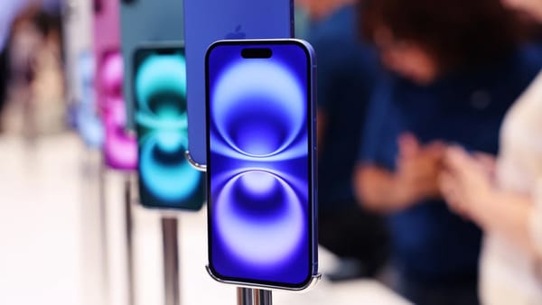 iPhone 17 đắt hơn? Tin đồn nói gì?
